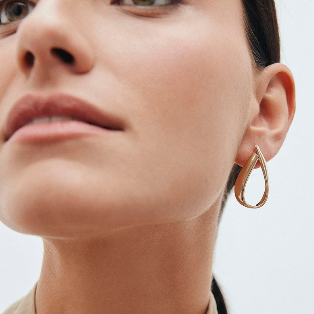 BRINCO VIDAL & VIDAL EM BRONZE COM BANHO DE OURO 18K