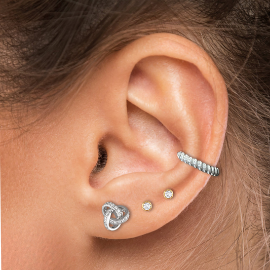 BRINCOS UNIKE CLASSY EMBRACE I EM PRATA 925 COM ZIRCÓNIAS "UK.BR.1206.0024"