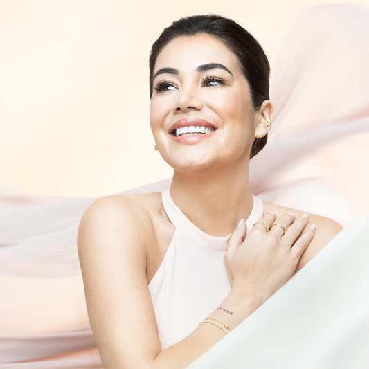 BRINCOS UNIKE MIA ROSE 3 LINES SHINNY EM PRATA 925% COM ZIRCÓNIAS "UK.BR.1204.0163"