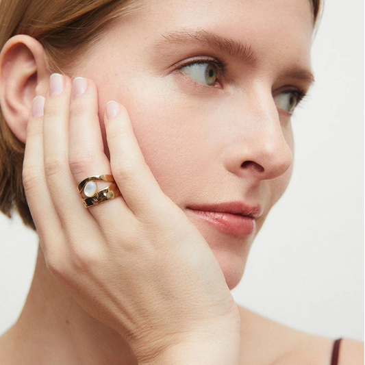 ANEL VIDAL & VIDAL EM BRONZE COM BANHO DE OURO 18K