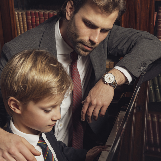 RELÓGIO CAUNY LEGACY MOSTRADOR BRANCO E DOURADO