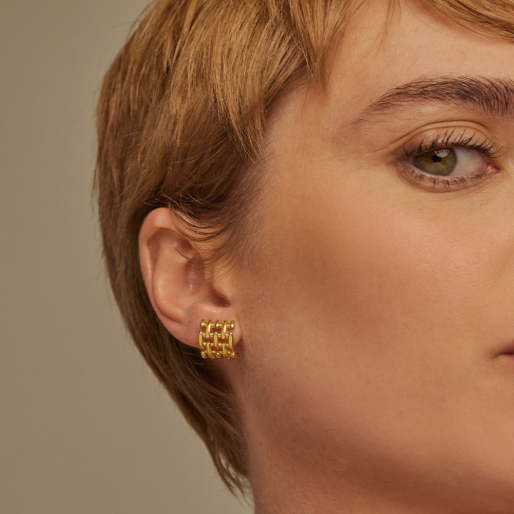 BRINCOS ONE SENHORA CHARMING SQUARE GOLD