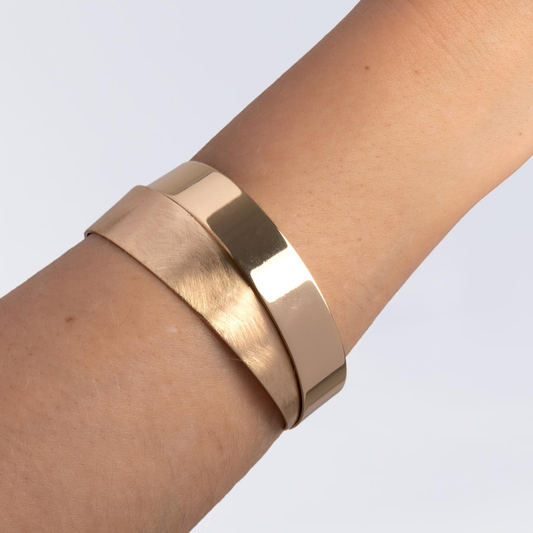 ESCRAVA VIDAL & VIDAL EM BRONZE BANHADO A OURO 18KT