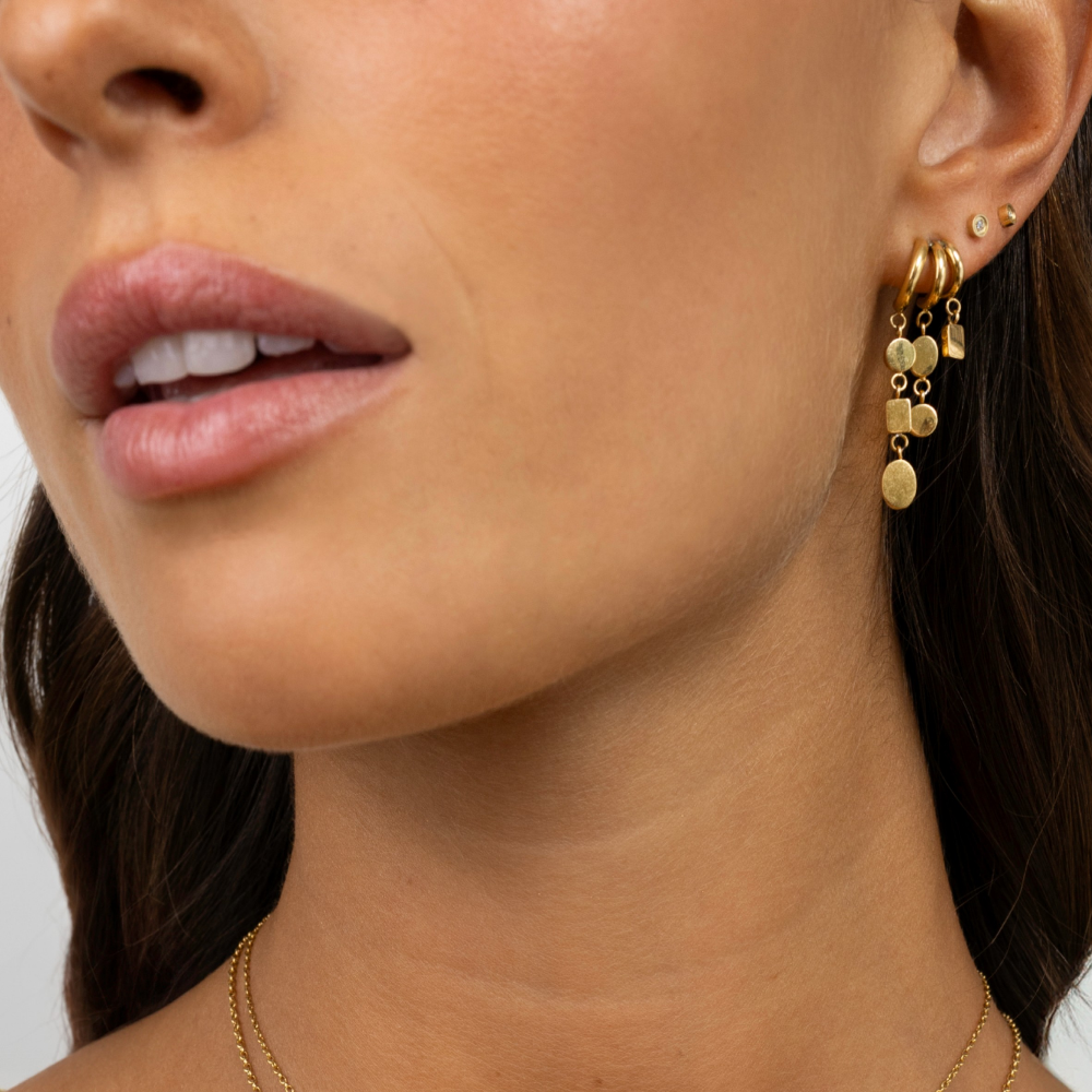 BRINCOS ONE SENHORA DROP GOLD