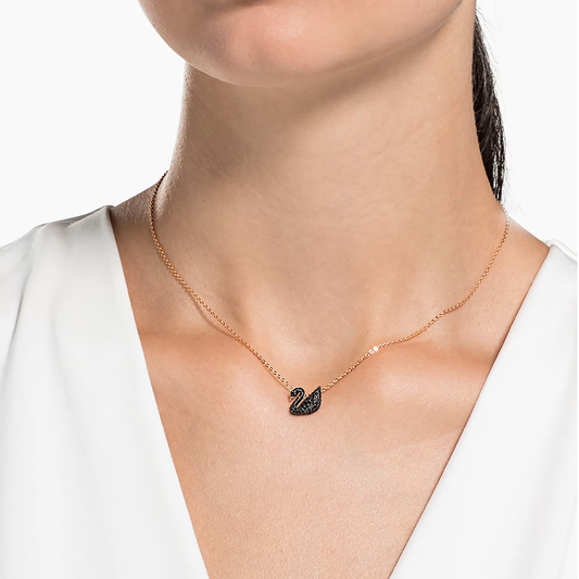 Pingente Swarovski Swan Cisne, Pequeno, Preto, Lacado a rosa dourado