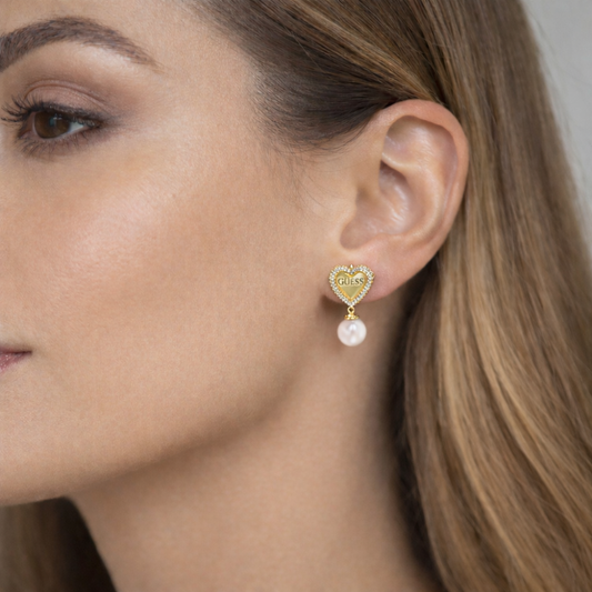 BRINCOS GUESS EM AÇO COM ZIRCÓNIAS E PÉROLA