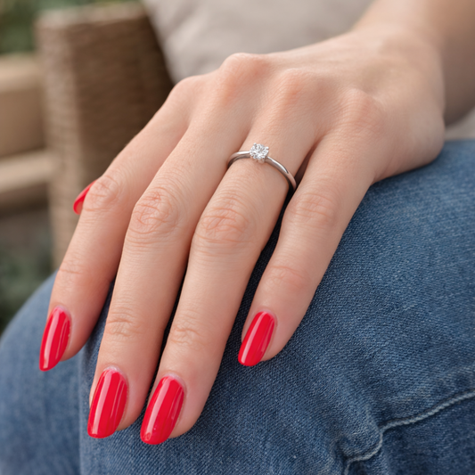 ANEL EM OURO 19,2K COM DIAMANNTE