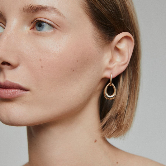 BRINCOS VIDAL & VIDAL EM BRONZE BANHADO A OURO 18K