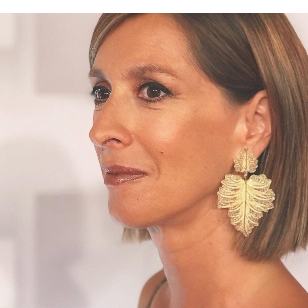 BRINCOS ROOTS EM PRATA 925% DOURADA