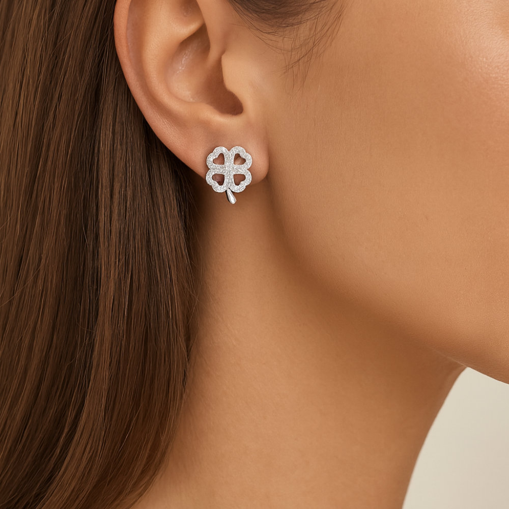 BRINCO TREVO EM PRATA 925 COM ZIRCONIAS