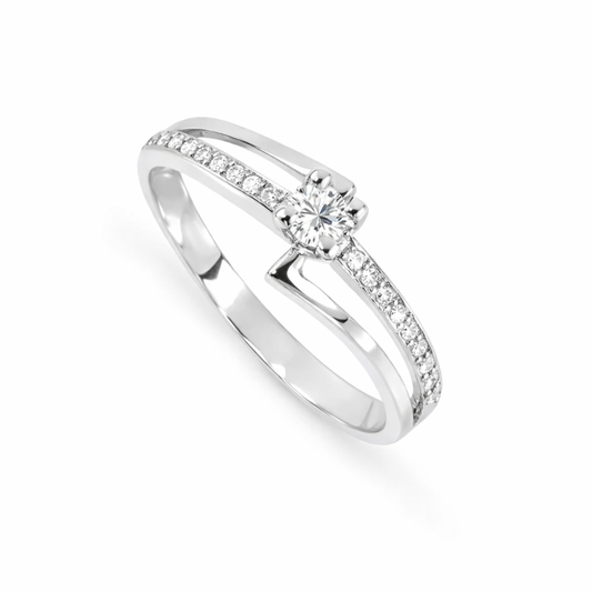 Anel Romantis em Ouro 19,2k Diamante Central 0,06cts 16 Diamantes 0,09cts