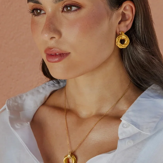 COLAR ONE SENHORA NECKMESS BELLURE GOLD