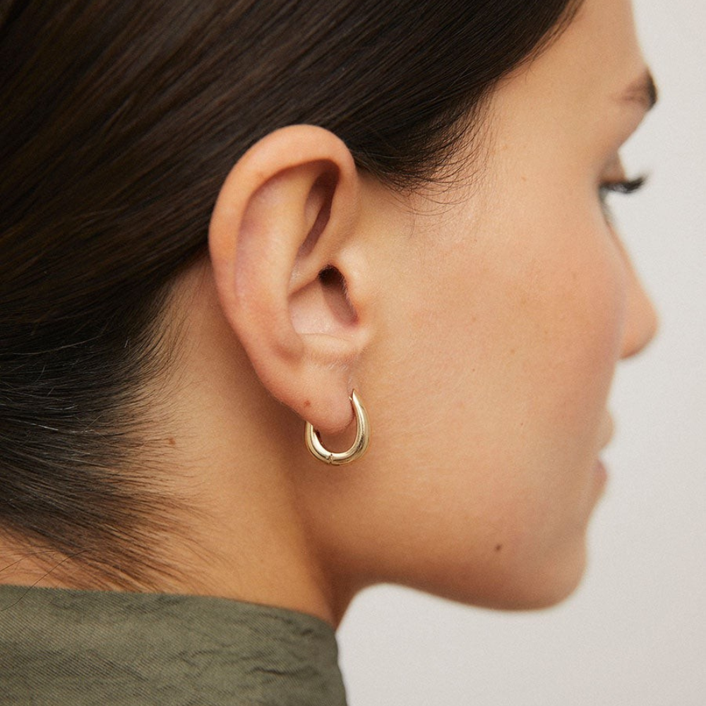 BRINCOS VIDAL & VIDAL EM BRONZE COM BANHO DE OURO 18K
