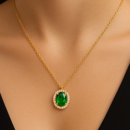 COLAR EM OURO COM ZIRCÔNIAS