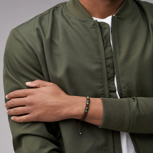 PULSEIRA FOSSIL  AÇO C/ FIO SEDA CASTANHO E PEDRA JADE