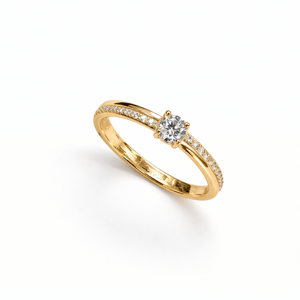 ANEL EM OURO 9K C/ ZIRCONIAS