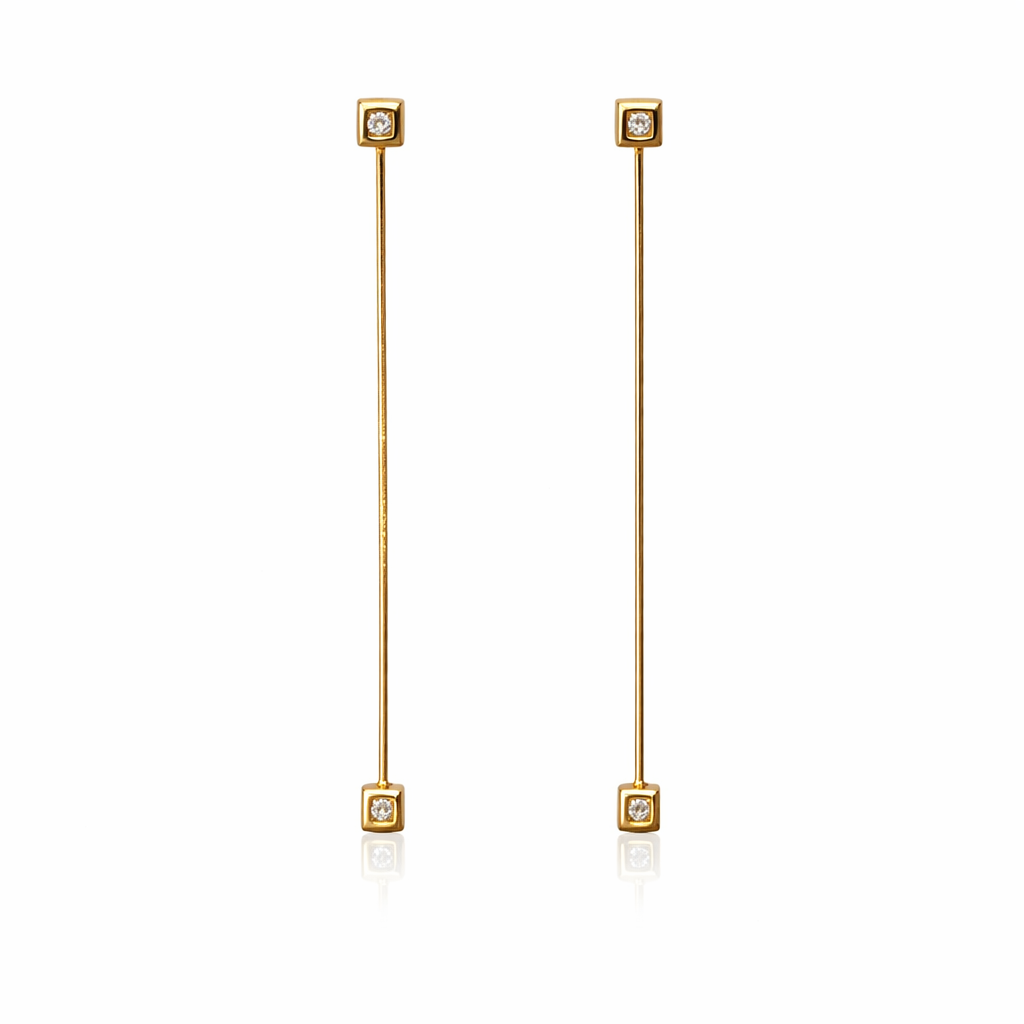 BRINCOS EM OURO 19,2K C/ ZIRCONIAS