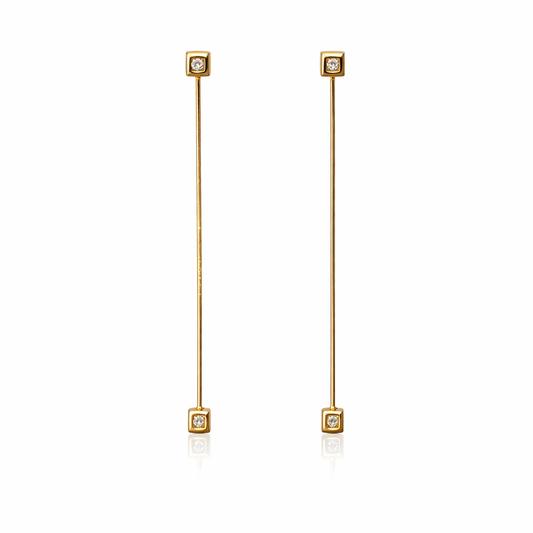 BRINCOS EM OURO 19,2K C/ ZIRCONIAS