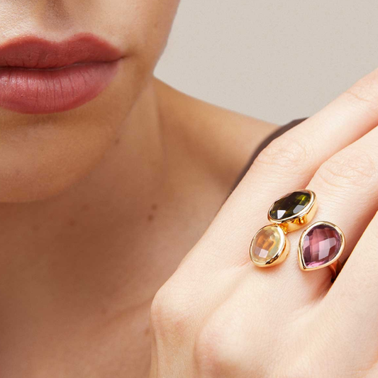ANEL VIDAL & VIDAL EM BRONZE COM PEDRAS MULTICOR BANHADO A OURO 18KT