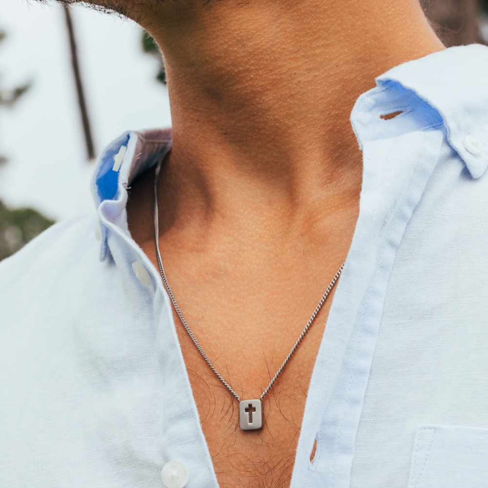 COLAR ESCAPULÁRIO ONE MEN FAITH STEEL