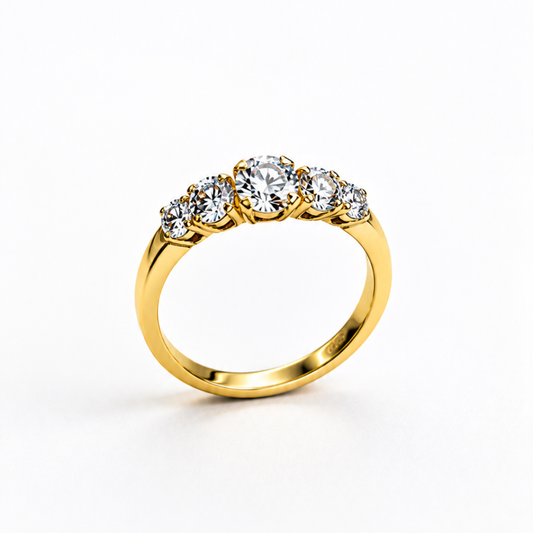 ANEL EM OURO 19,2K C/ DIAMANTES