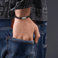 PULSEIRA POLICE HOMEM PELE CASTANHA