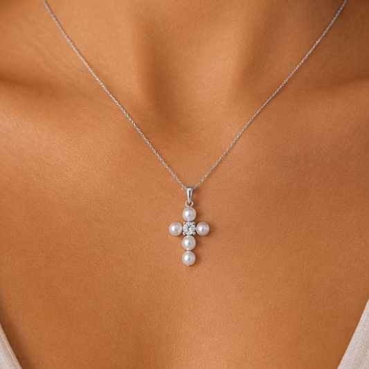 COLAR EM PRATA 925 COM CRUZ ZIRCONIAS E PEROLAS