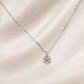 COLAR EM PRATA 925 COM FLOR EM ZIRCONIAS