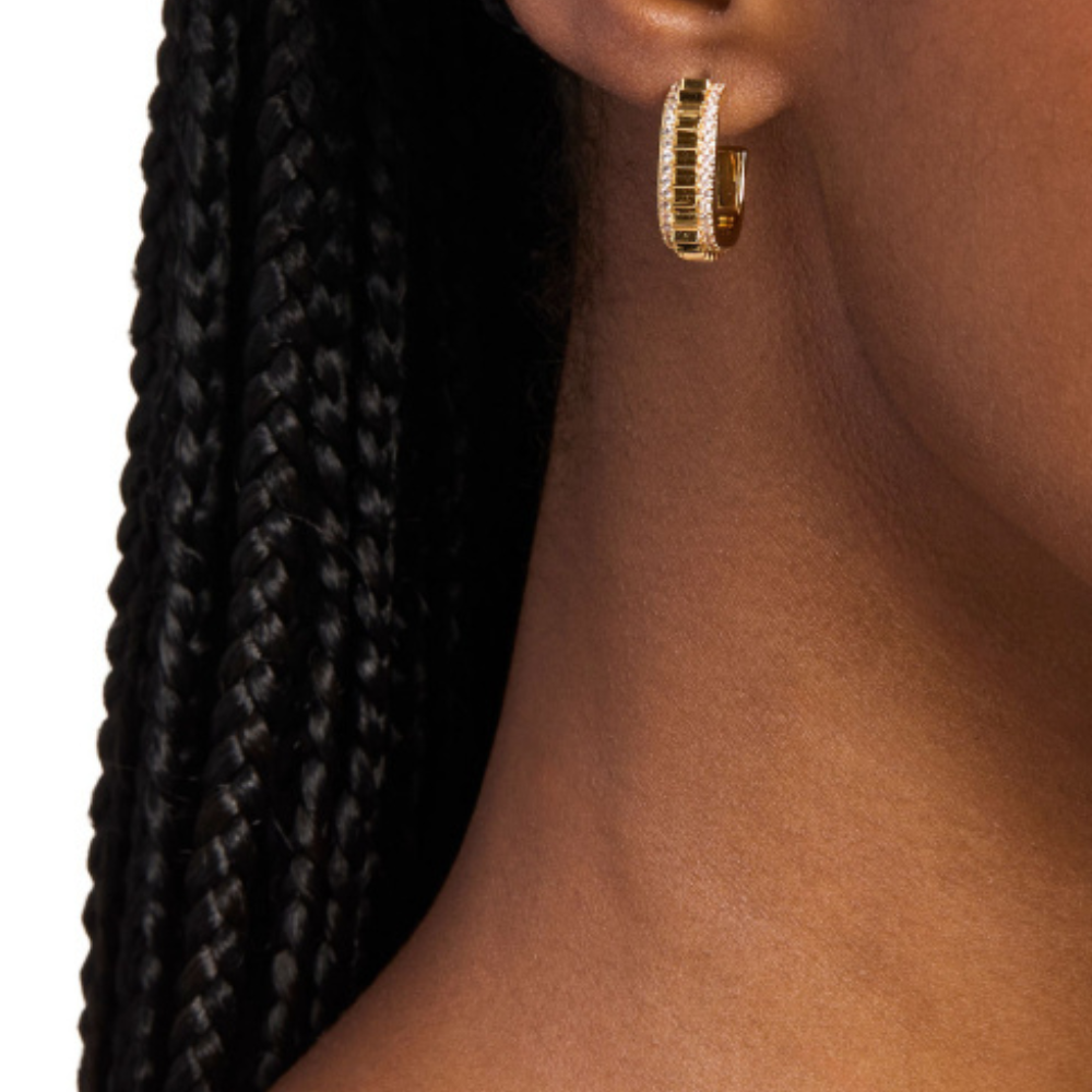 BRINCOS MICHAEL KORS EM AÇO PLAQUEDO A OURO18K