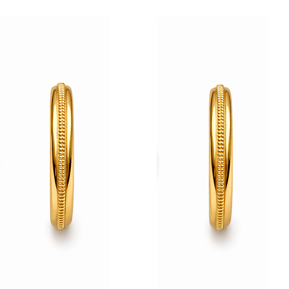 PAR DE ARGOLAS EM OURO 19,2K MEIA CANA C/ FRIZO