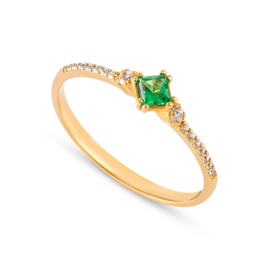 ANEL EM OURO COM ZIRCÔNIAS
