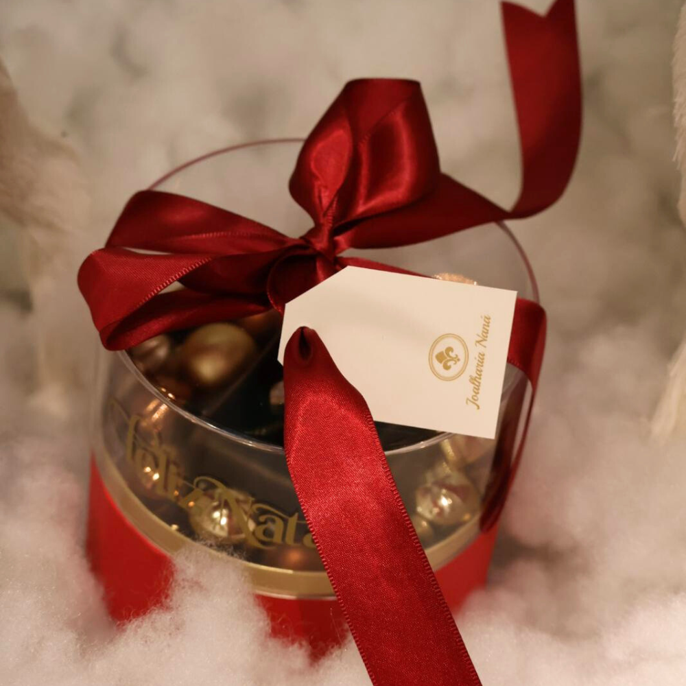 BOX EDIÇÃO ESPECIAL NATAL 2025 - CONJUNTO BRINCOS + FIO  EM PRATA 925