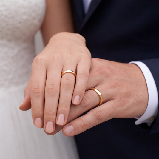 ALIANÇA ETERNIS EM OURO LINHA ESSENTIAL