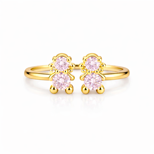 ANEL EM PRATA 925% PLAQUEADO A OURO 2 MENINAS AMORZINHO BY MOCHO