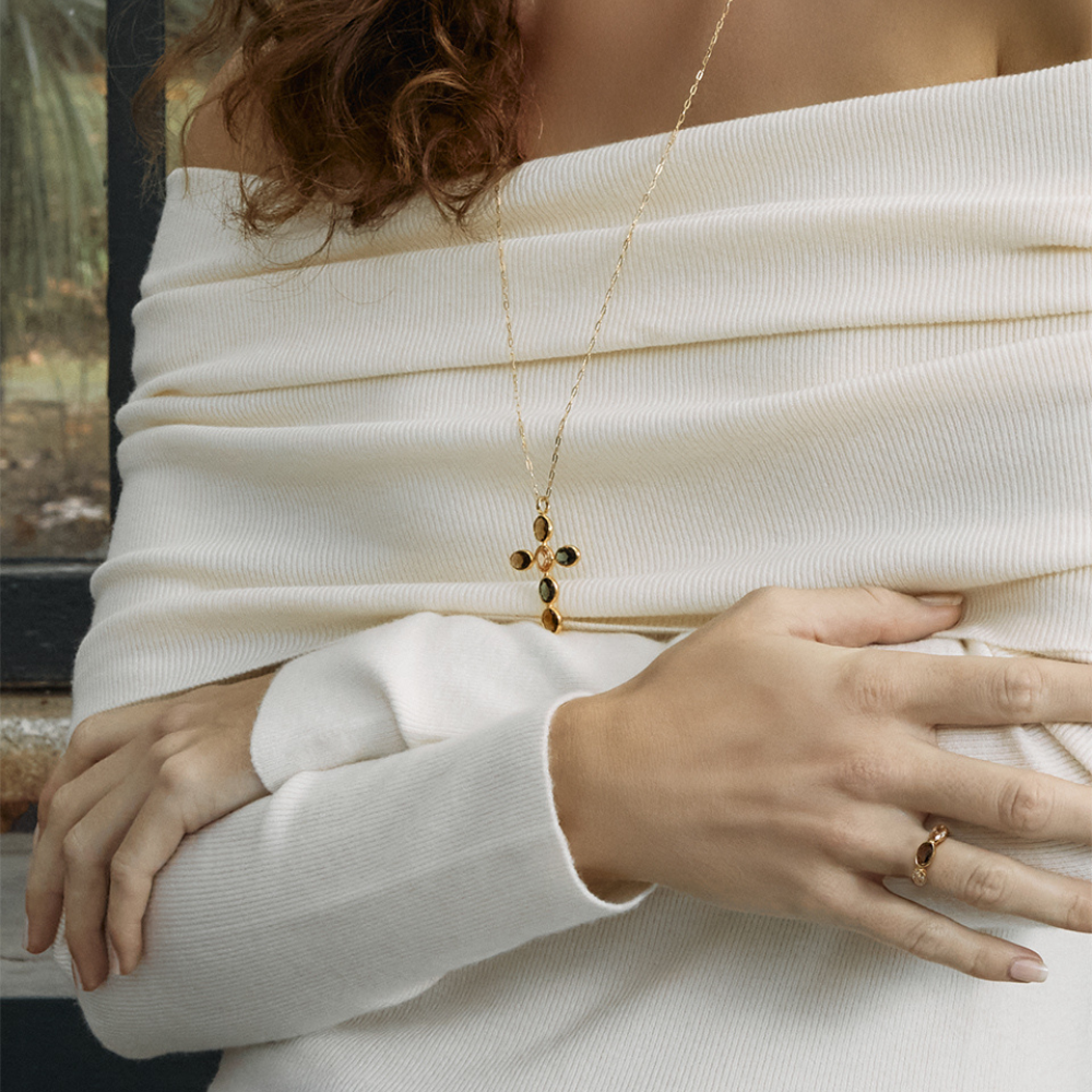 COLAR EUGÉNIO CAMPOS - MEMÓRIA EM PRATA 925% DOURADA