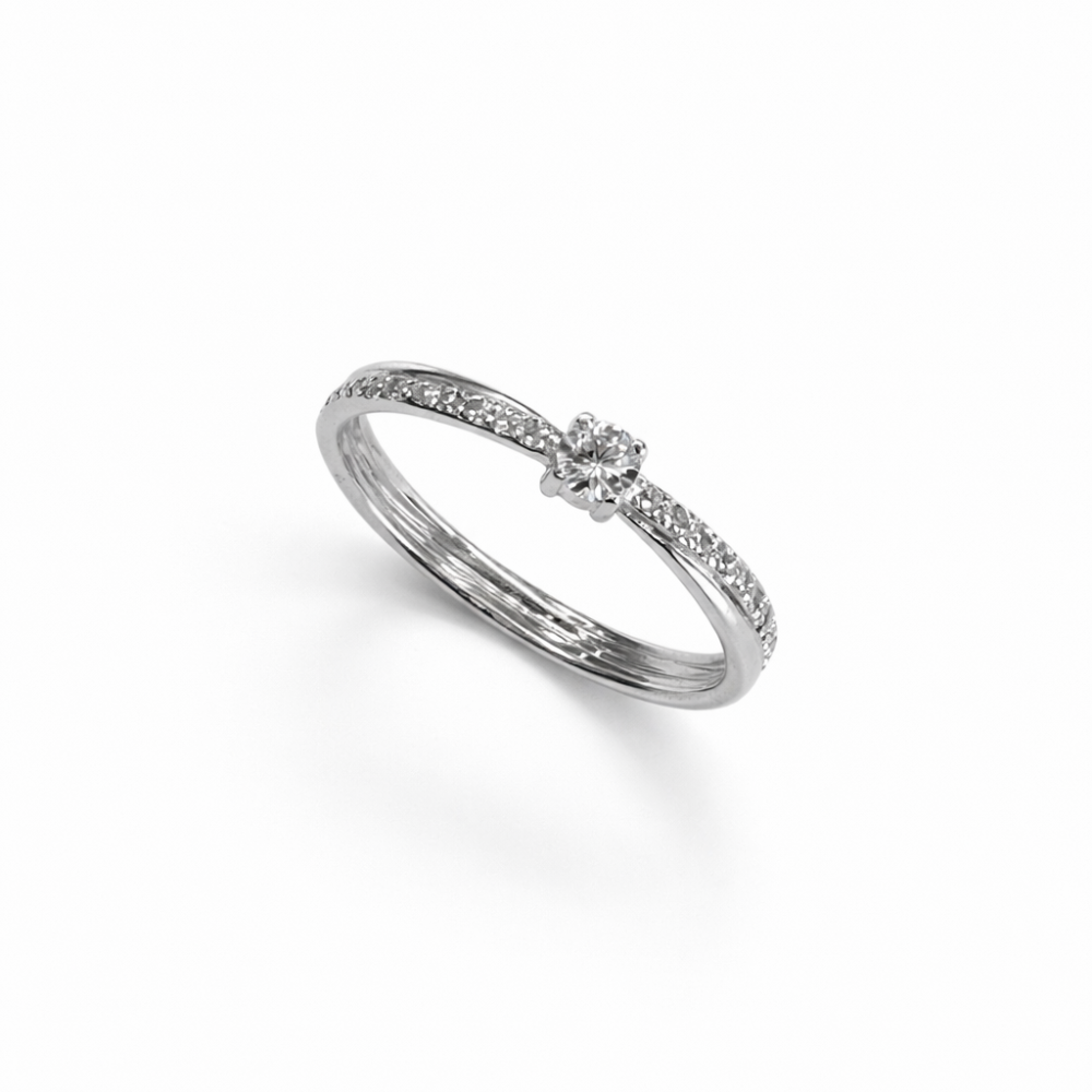 ANEL EM OURO 9K C/ ZIRCONIAS