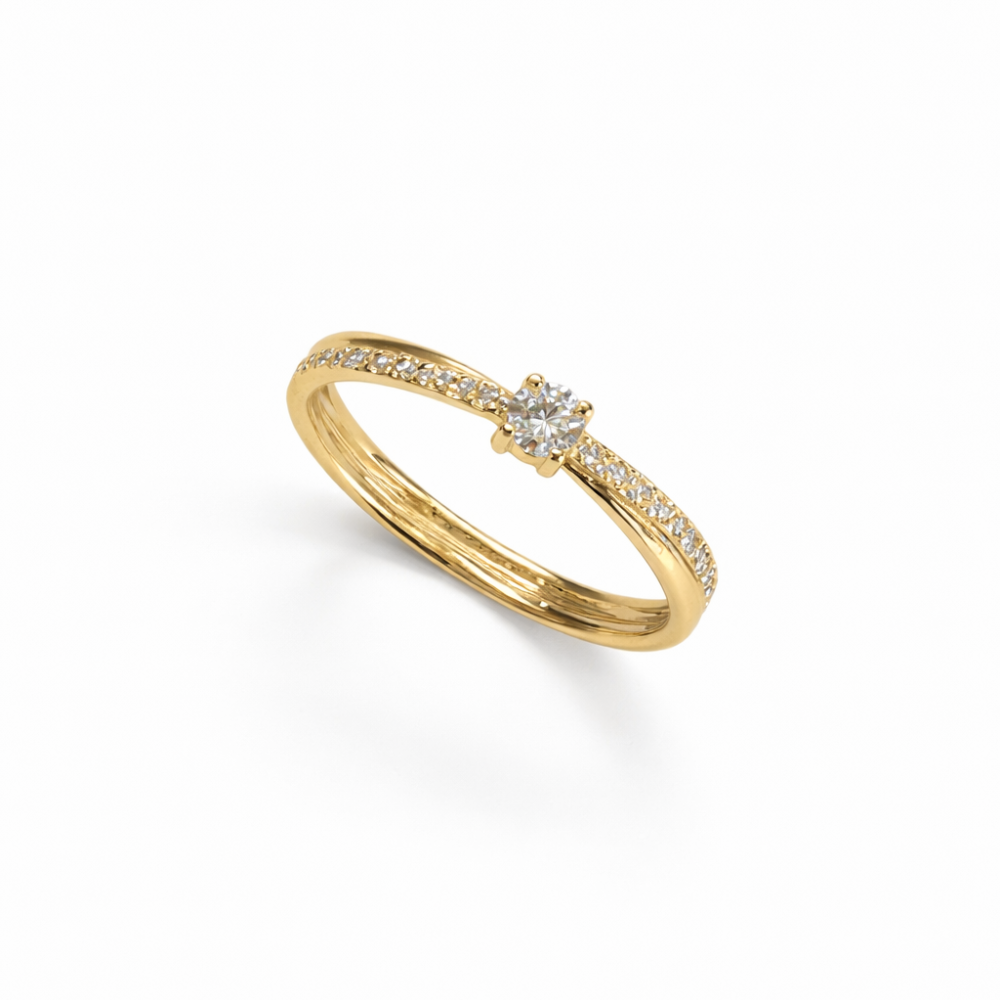 ANEL EM OURO 9K C/ ZIRCONIAS